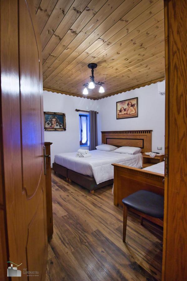 Hotel Praga Gjirokastër Esterno foto