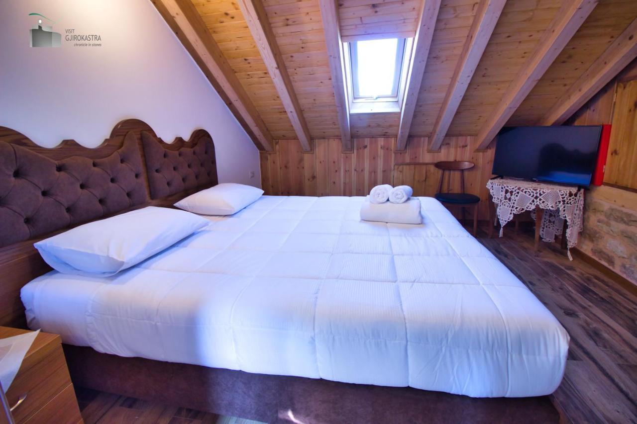 Hotel Praga Gjirokastër Esterno foto