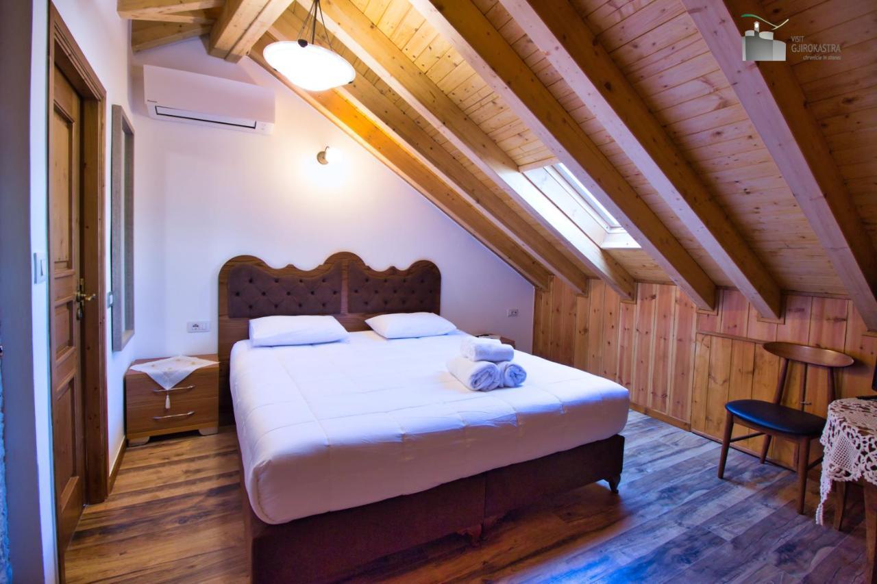 Hotel Praga Gjirokastër Esterno foto